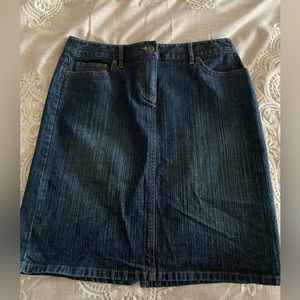 NWOT Ann Taylor Loft Women’s Denim Pencil Skirt Size 10